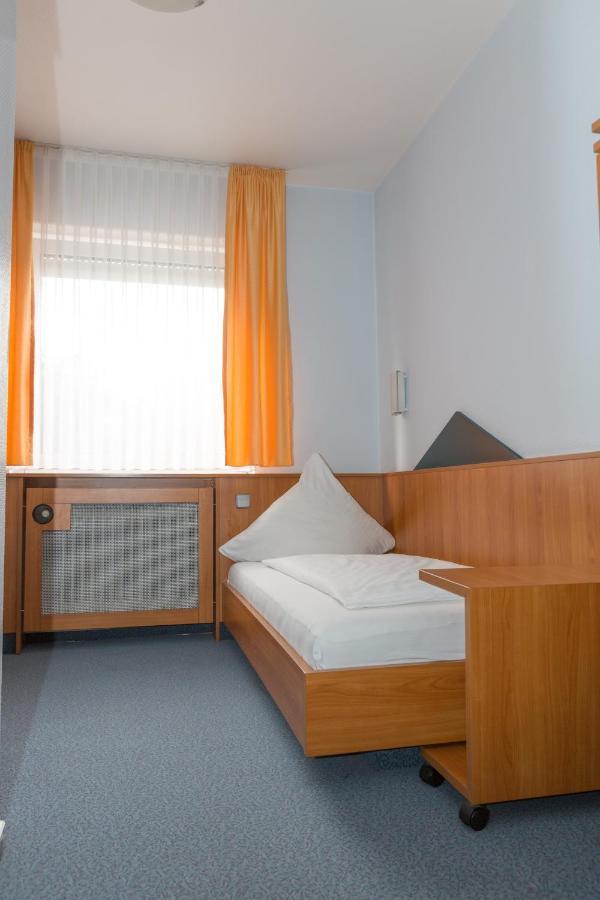 Svg Hotel Diversi Ludwigshafen am Rhein Buitenkant foto